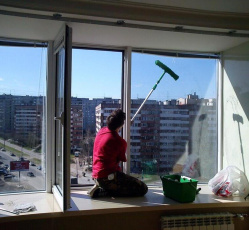 Мытье окон в однокомнатной квартире Рощинский